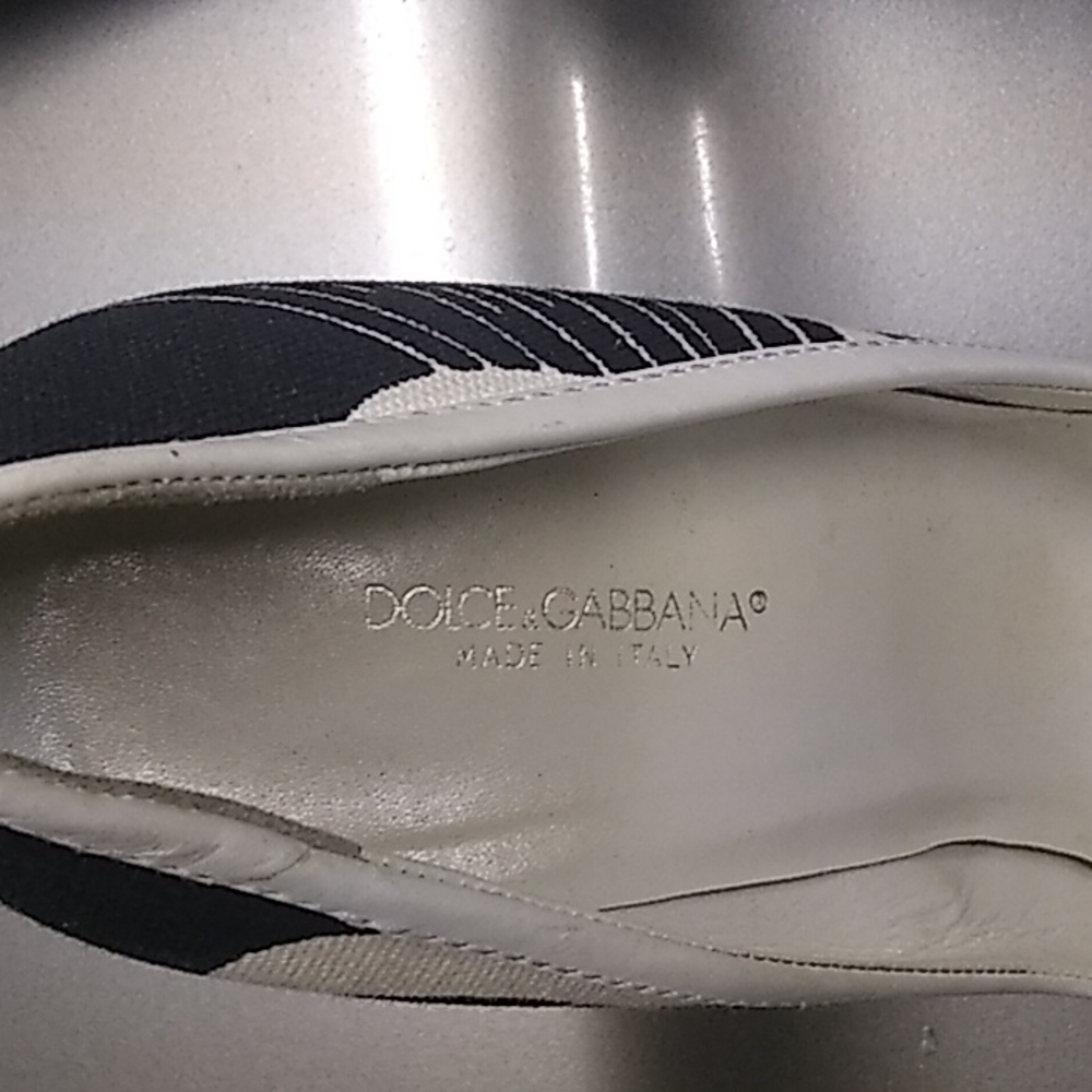 Shoes - Picture 3 of 3
